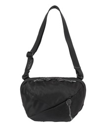 Samsonite Red（サムソナイトレッド）の「NOMAD CARRY BODY BAG M RS