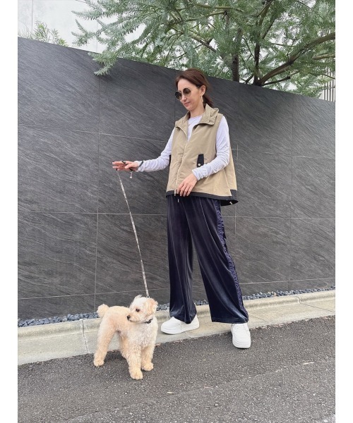 Day and Grade(デイアンドグレイド)の「【真山景子セレクト】サイドギャザーベロアパンツ(その他パンツ・レディース・ブルー/ブラック・FREE)」の6枚目の写真
