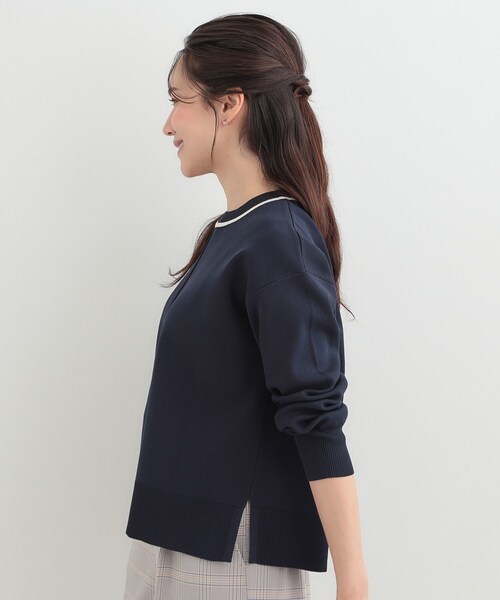 SHOO・LA・RUE（シューラルー）の「【洗濯機可/S-LL】軽やかな スポンディッシュ パイピングニット（ニット/セーター・レディース・ネイビー/ライトグリーン/イエロー系その他/ベビーピンク・01/02/03/04）」の18枚目の写真