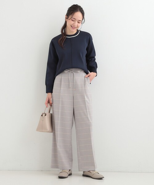 SHOO・LA・RUE（シューラルー）の「【洗濯機可/S-LL】軽やかな スポンディッシュ パイピングニット（ニット/セーター・レディース・ネイビー/ライトグリーン/イエロー系その他/ベビーピンク・01/02/03/04）」の19枚目の写真