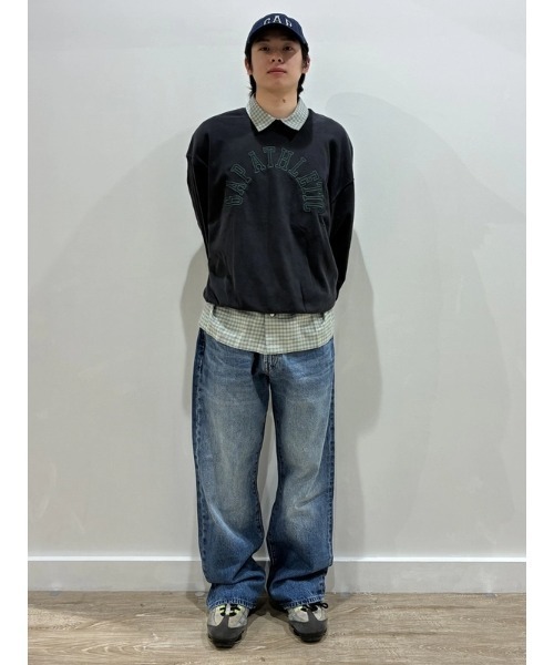 GAP(ギャップ)の「ヴィンテージソフト フレンチテリー オーバーサイズ GAP Athletic スウェットシャツ(スウェット・メンズ・ブラウン/オフホワイト/ブラック/ブルー・XS/L/M/S/XL)」の12枚目の写真