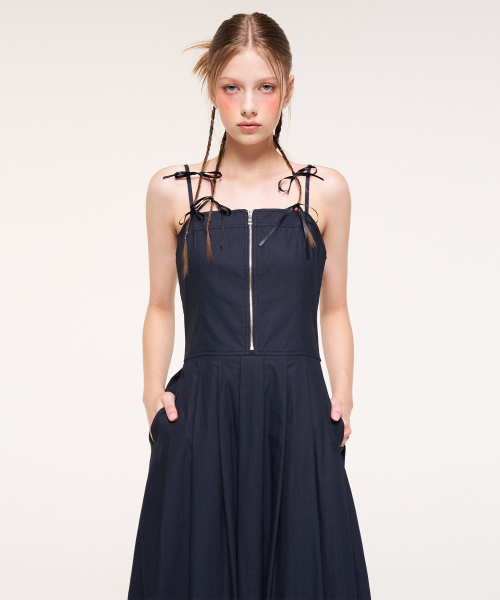 ETMON（エトモン）の「Front Zipper Pleats Slip Dress, Navy（ワンピース・レディース・その他・S/M）」の4枚目の写真