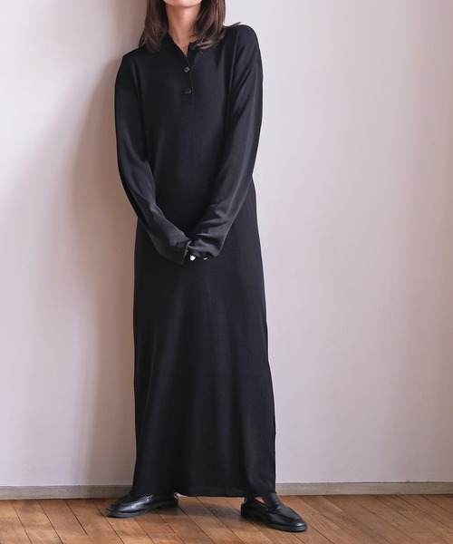 AKTE(アクテ)の「ポロニットロングドレス(ワンピース・レディース・ブラック/サンドベージュ・FREE/TALL)」の4枚目の写真