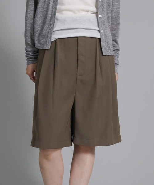 select MOCA Et（セレクトモカエト）の「【Et】Two-Tuck Half Pants（その他パンツ・レディース・ブラック/グレイッシュベージュ・FREE）」の2枚目の写真