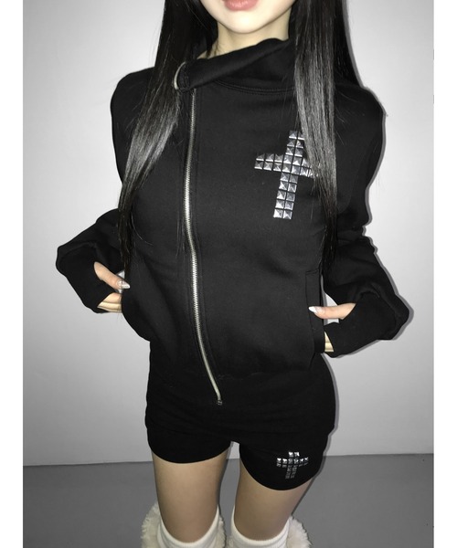 THEAIRTOWN（ジエアタウン）の「tuebe cross high neck zip-up（スウェット・レディース・グレー/ブラック・FREE）」の16枚目の写真