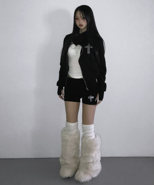 THEAIRTOWN（ジエアタウン）の「tuebe cross high neck zip-up（スウェット・レディース・グレー/ブラック・FREE）」の20枚目の写真