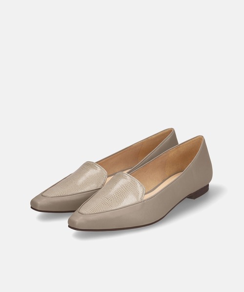 MAMIAN(マミアン)の「甲深 スクエアトゥ ローファー(ローファー・レディース・ベージュ系その他/ブラック・23.0cm/22.5cm/25.0cm/24.5cm/24.0cm/23.5cm)」の11枚目の写真