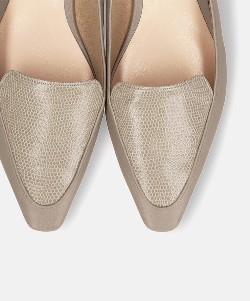 MAMIAN(マミアン)の「甲深 スクエアトゥ ローファー(ローファー・レディース・ベージュ系その他/ブラック・23.0cm/22.5cm/25.0cm/24.5cm/24.0cm/23.5cm)」の6枚目の写真