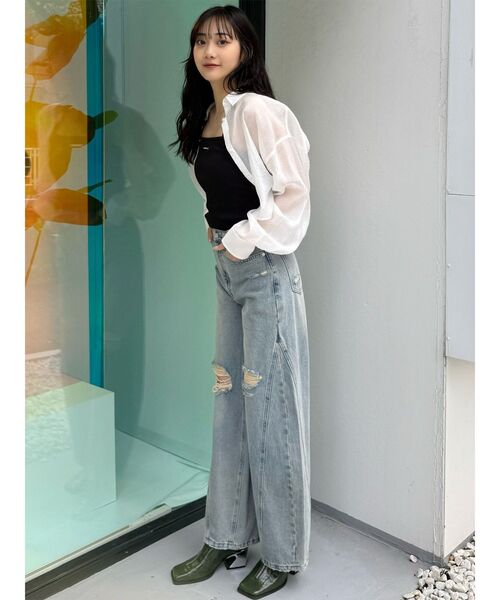 MURUA（ムルーア）の「バレルレッグクラッシュデニム（デニムパンツ・レディース・ブルー/グレー・2/1）」の16枚目の写真