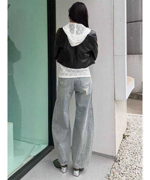 MURUA（ムルーア）の「バレルレッグクラッシュデニム（デニムパンツ・レディース・ブルー/グレー・2/1）」の19枚目の写真