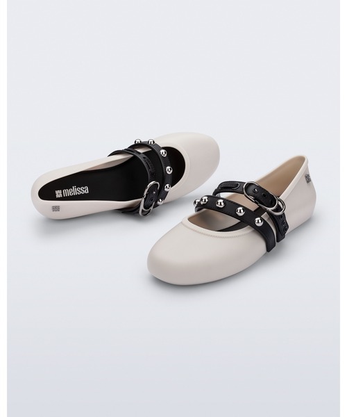 melissa(メリッサ)の「MELISSA SOFT BALLERINA STUDS AD(バレエシューズ・レディース・ブラック/ライトブルー・35-36/39/38/37)」の13枚目の写真