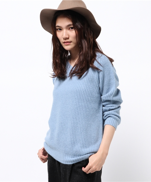 NATURAL BEAUTY BASIC（ナチュラルビューティーベーシック）の「ファインタッチアンゴラニット（ニット/セーター・レディース・グレー系その他/ホワイト/グレー/ブルー・MEDIUM）」の4枚目の写真