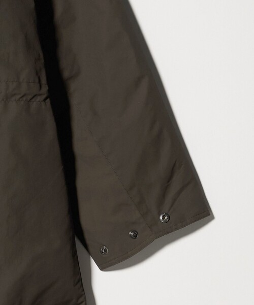 Barbour（バブアー）の「【別注】＜Barbour＞LIGHT MODIFIED BEAUFORT/ビューフォート/ハンティングジャケット（マウンテンパーカー・メンズ・ブラック/ダークブラウン・40/36/38）」の5枚目の写真