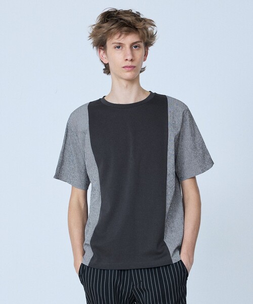 5351 POUR LES HOMMES（ゴーサンゴーイチプールオム）の「【異素材MIX】半袖 Tシャツ（Tシャツ/カットソー・メンズ・ネイビー/チャコールグレー・48/46/44/50）」の2枚目の写真