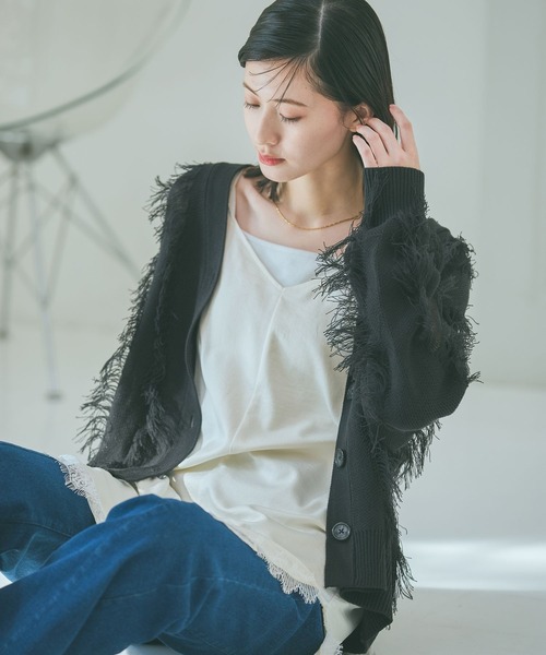 LAKOLE（ラコレ）の「フリンジカーディガン / 646554（カーディガン/ボレロ・レディース・アイボリー/ブラック/ベージュ・FREE）」の7枚目の写真