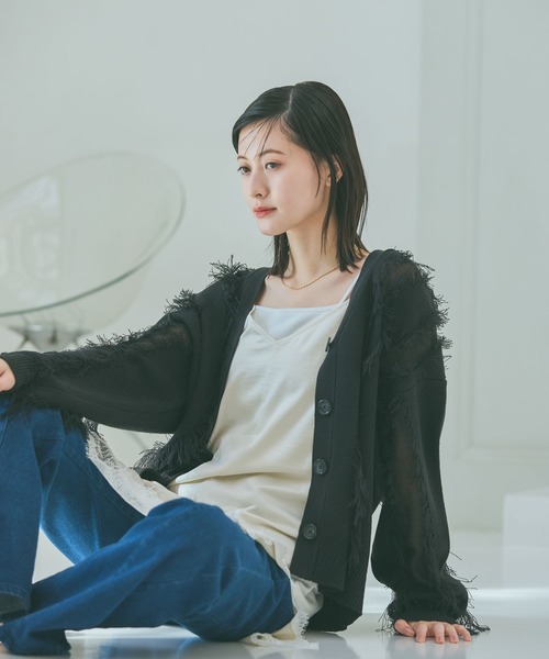 LAKOLE（ラコレ）の「フリンジカーディガン / 646554（カーディガン/ボレロ・レディース・アイボリー/ブラック/ベージュ・FREE）」の9枚目の写真