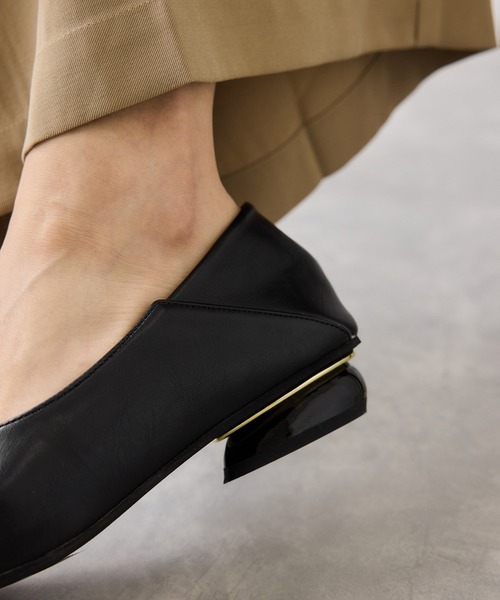 Juze(ジュゼ)の「Vカットバブーシュパンプス(パンプス・レディース・キナリ/ブラック・S/M/L)」の18枚目の写真