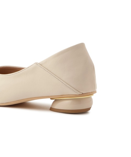 Juze(ジュゼ)の「Vカットバブーシュパンプス(パンプス・レディース・キナリ/ブラック・S/M/L)」の14枚目の写真