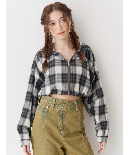 EVRIS（エヴリス）の「フードチェックショートシャツ（シャツ/ブラウス・レディース・レッド/ブラック・FREE）」の3枚目の写真