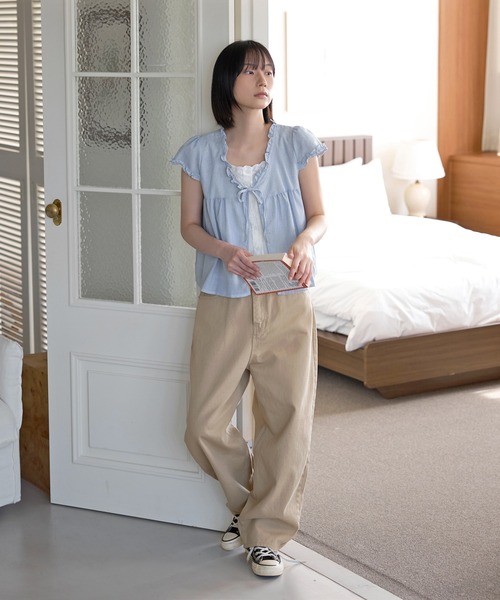 UNE MANSION（ユヌマンション）の「ラブリーフリルリボンレイヤードシャツブラウス（Tシャツ/カットソー・レディース・グレー/スカイブルー・FREE）」の3枚目の写真