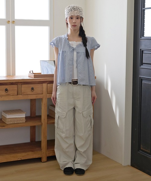 UNE MANSION（ユヌマンション）の「ラブリーフリルリボンレイヤードシャツブラウス（Tシャツ/カットソー・レディース・グレー/スカイブルー・FREE）」の11枚目の写真