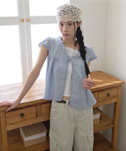UNE MANSION（ユヌマンション）の「ラブリーフリルリボンレイヤードシャツブラウス（Tシャツ/カットソー・レディース・グレー/スカイブルー・FREE）」の6枚目の写真