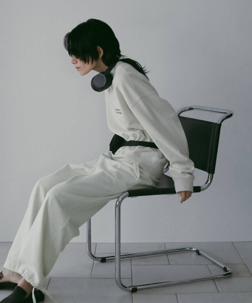 anuke（アンヌーク）の「anuke Embroidery Logo Sweat（Tシャツ/カットソー・レディース・ホワイト/ダークグレー・FREE）」の6枚目の写真