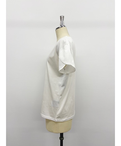 Belta attrice(ベルタアトリーチェ)の「チューリップ袖 フレアスリーブ Tシャツ カットソー シルケットコットン 半袖 上品 きれいめ フェミニン 大人可愛い(Tシャツ/カットソー・レディース・スモークピンク/ブルー/ネイビー/ホワイト・FREE)」の14枚目の写真