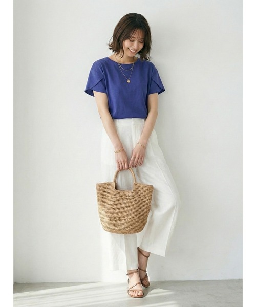 Belta attrice(ベルタアトリーチェ)の「チューリップ袖 フレアスリーブ Tシャツ カットソー シルケットコットン 半袖 上品 きれいめ フェミニン 大人可愛い(Tシャツ/カットソー・レディース・スモークピンク/ブルー/ネイビー/ホワイト・FREE)」の10枚目の写真