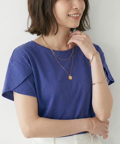 Belta attrice(ベルタアトリーチェ)の「チューリップ袖 フレアスリーブ Tシャツ カットソー シルケットコットン 半袖 上品 きれいめ フェミニン 大人可愛い(Tシャツ/カットソー・レディース・スモークピンク/ブルー/ネイビー/ホワイト・FREE)」の8枚目の写真