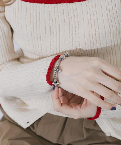 SMELLY（スメリー）の「ジャラジャラチャームブレスレット（ブレスレット・レディース・シルバー・-）」の2枚目の写真