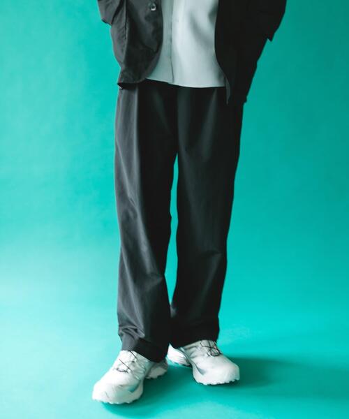 BURLAP OUTFITTER(バーラップアウトフィッター)の「『別注』BURLAP OUTFITTERR×DOORS SUPPLEX NYLON PANTS(その他パンツ・メンズ・チャコールグレー/ブラック・MEDIUM/LARGE/X-LARGE)」の19枚目の写真