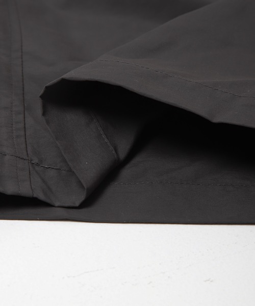 BURLAP OUTFITTER(バーラップアウトフィッター)の「『別注』BURLAP OUTFITTERR×DOORS SUPPLEX NYLON PANTS(その他パンツ・メンズ・チャコールグレー/ブラック・MEDIUM/LARGE/X-LARGE)」の21枚目の写真