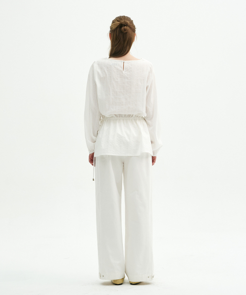 MICANE(ミケーネ)の「アリアストライプシャーリングブラウス(シャツ/ブラウス・レディース・ブラック/アイボリー・MEDIUM/LARGE/X-LARGE/SMALL)」の5枚目の写真