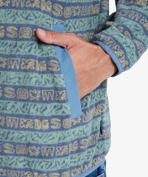 Quiksilver（クイックシルバー）の「Quiksilver メンズ NO DESTINATION FZ ジャケット アウター フリース/クイックシルバー総柄フルジップフリース（その他アウター・メンズ・グリーン系その他/パープル・MEDIUM）」の5枚目の写真