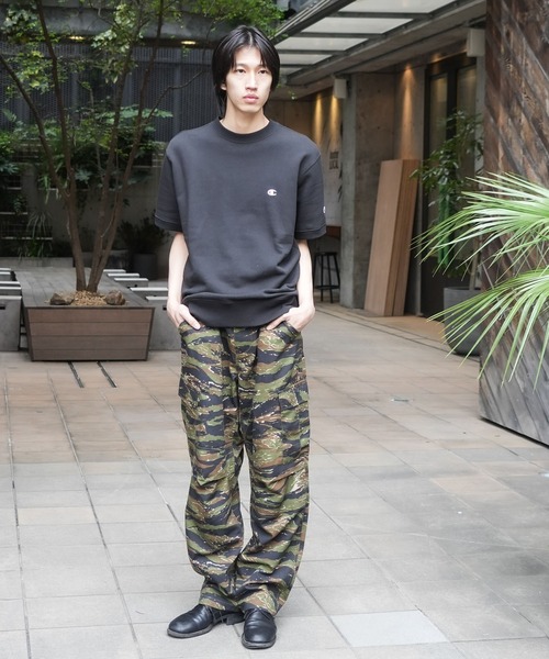 Champion（チャンピオン）の「【CHAMPION/チャンピオン】【乾きやすくてヨレない】半袖スウェット USAコットン×リサイクルポリエステル サステナブル 洗濯に強い（Tシャツ/カットソー・メンズ・杢グレー/オフホワイト/ネイビー/ブラック・MEDIUM/LARGE/X-LARGE）」の6枚目の写真