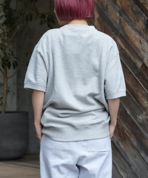 Champion（チャンピオン）の「【CHAMPION/チャンピオン】【乾きやすくてヨレない】半袖スウェット USAコットン×リサイクルポリエステル サステナブル 洗濯に強い（Tシャツ/カットソー・メンズ・杢グレー/オフホワイト/ネイビー/ブラック・MEDIUM/LARGE/X-LARGE）」の14枚目の写真