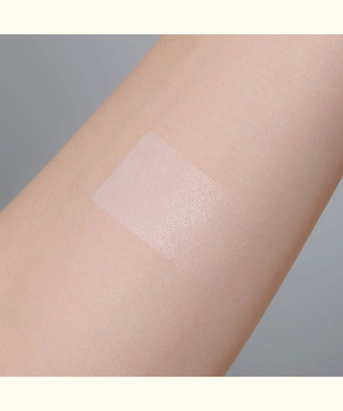 to/one(トーン)の「to/one /【to/one×KEITAMARUYAMA】フルール シフォン プレスト パウダー EX00 <SAKURA COLLECTION 2026>(フェイスパウダー・レディース・EX00・FREE)」の2枚目の写真