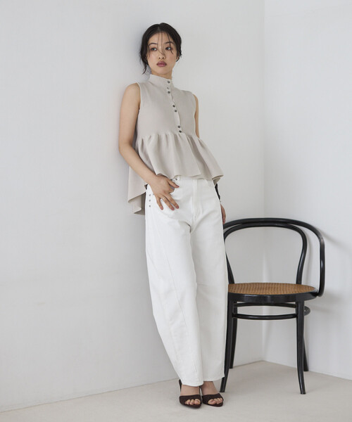 Firsthand（ファーストハンド）の「Firsthand/ファーストハンド ジャパンメイド ホールガーメント ペプラム ベスト（ベスト・レディース・ブラック/ベージュ/レッド・FREE）」の5枚目の写真