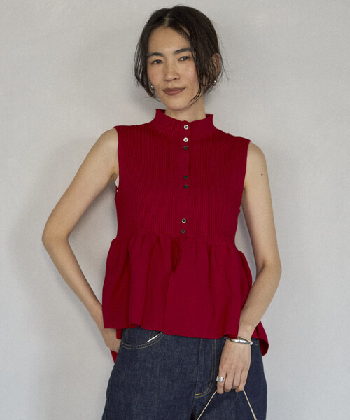 Firsthand（ファーストハンド）の「Firsthand/ファーストハンド ジャパンメイド ホールガーメント ペプラム ベスト（ベスト・レディース・ブラック/ベージュ/レッド・FREE）」の10枚目の写真