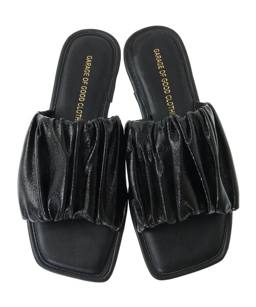 GARAGE OF GOOD CLOTHING(ガレージオブグッドクロージング)の「シャーリングフラットサンダル(サンダル・レディース・ブラック・S)」の10枚目の写真