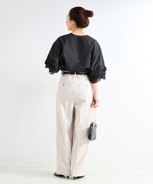 B.C STOCK（ベーセーストック）の「手洗い可 / UVcare / 接触冷感 / add Function フリル袖ブラウス（シャツ/ブラウス・レディース・ベージュ/ブラック/ホワイト・FREE）」の6枚目の写真