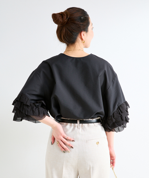 B.C STOCK（ベーセーストック）の「手洗い可 / UVcare / 接触冷感 / add Function フリル袖ブラウス（シャツ/ブラウス・レディース・ベージュ/ブラック/ホワイト・FREE）」の9枚目の写真