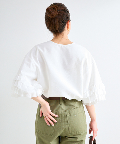 B.C STOCK（ベーセーストック）の「手洗い可 / UVcare / 接触冷感 / add Function フリル袖ブラウス（シャツ/ブラウス・レディース・ベージュ/ブラック/ホワイト・FREE）」の15枚目の写真