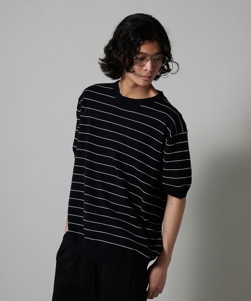 OK YESTERDAY(オッケーイエスタデイ)の「OK YESTERDAY / オーケー イエスタデイ ショートスリーブ ボーダーニット / SHORT-SLEEVE BORDER KNIT 秋 秋服 2026年秋冬 冬服(ニット/セーター・メンズ・ネイビー/ブラック/グレー・FREE)」の2枚目の写真