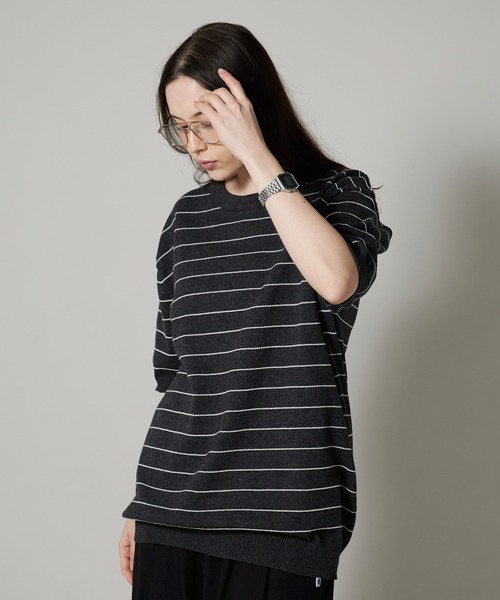 OK YESTERDAY(オッケーイエスタデイ)の「OK YESTERDAY / オーケー イエスタデイ ショートスリーブ ボーダーニット / SHORT-SLEEVE BORDER KNIT 秋 秋服 2026年秋冬 冬服(ニット/セーター・メンズ・ネイビー/ブラック/グレー・FREE)」の5枚目の写真