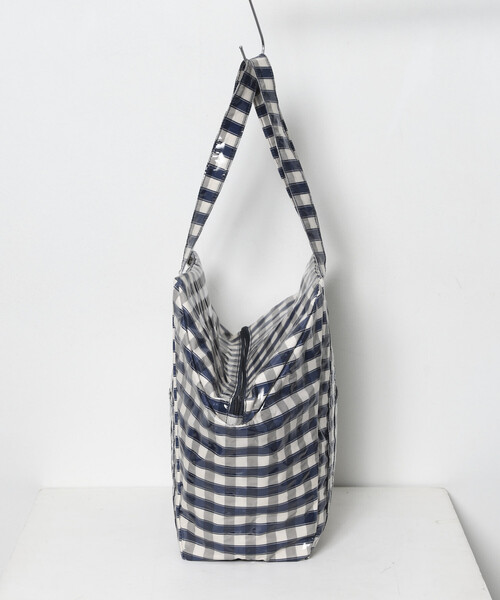 Firsthand（ファーストハンド）の「Firsthand/ファーストハンド ラミネート加工 ビッグトートバッグ（トートバッグ・レディース・ベージュ/ネイビー/ピンク・ONE SIZE）」の22枚目の写真