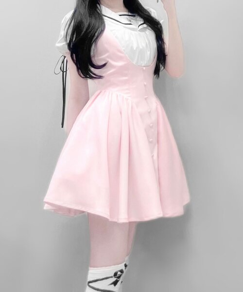 OLIVE des OLIVE(オリーブデオリーブ)の「【インフルエンサー企画】miko doll satin dress(ワンピース・レディース・ブラック/ピンク・FREE)」の7枚目の写真