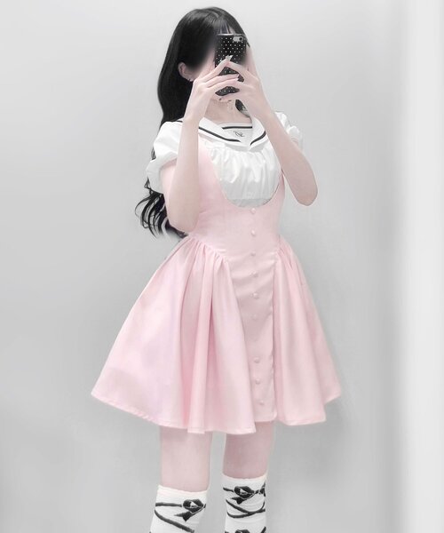 OLIVE des OLIVE(オリーブデオリーブ)の「【インフルエンサー企画】miko doll satin dress(ワンピース・レディース・ブラック/ピンク・FREE)」の8枚目の写真