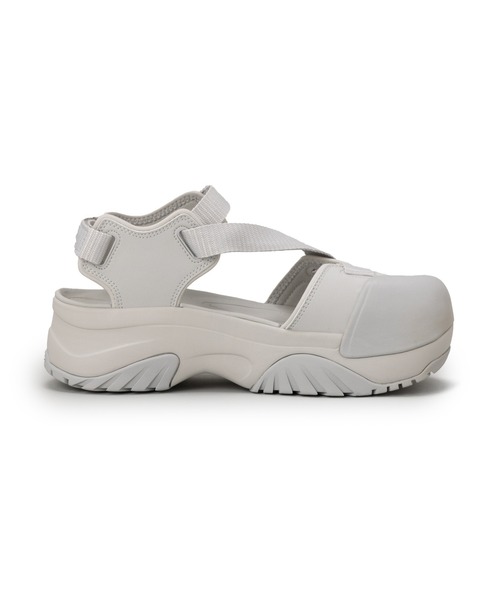 FILA(フィラ)の「PEITO MAX SD / ペイトマックスエスディー / 厚底サンダル(サンダル・レディース・グレー・23.0cm/24.0cm/25.0cm)」の5枚目の写真
